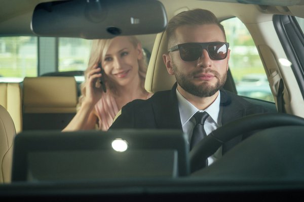 Découvrez le service de chauffeur privé pour une journée inoubliable