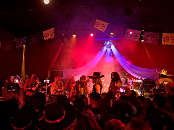 Maluma en concert à l'Accor Arena : ne manquez pas 2025 !